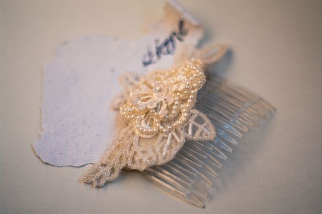Pearl wedding hair comb